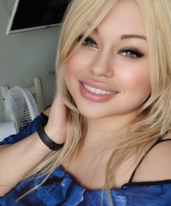 Сексуальная и развратная красотка готова окунуть тебя в мир страсти и похоти. Приезжай ко мне и ты не пожалеешь! 521, 32 года