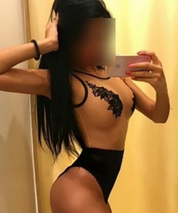 Ухоженная блондинка с аппетитной грудью ждет тебя для незабываемых встреч. Мое тело скажет тебе больше, чем любые слова. Приезжай ко мне и ты не пожалеешь! 14994, 20 лет